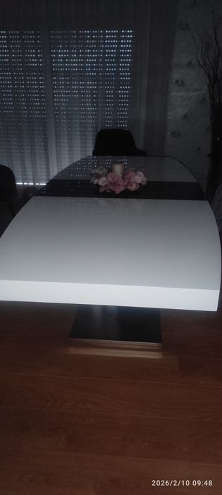 Mesa de refeições extensível - 6 a 8 lugares