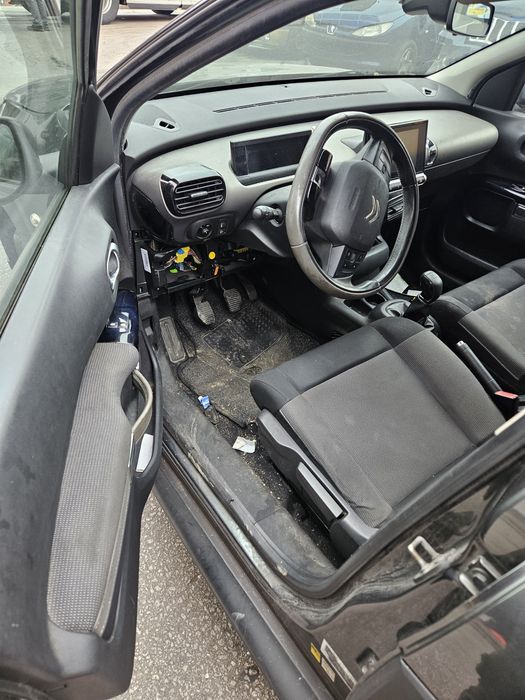 Citroën C4 Cactus 1.6 BlueHDi de 2016 para peças