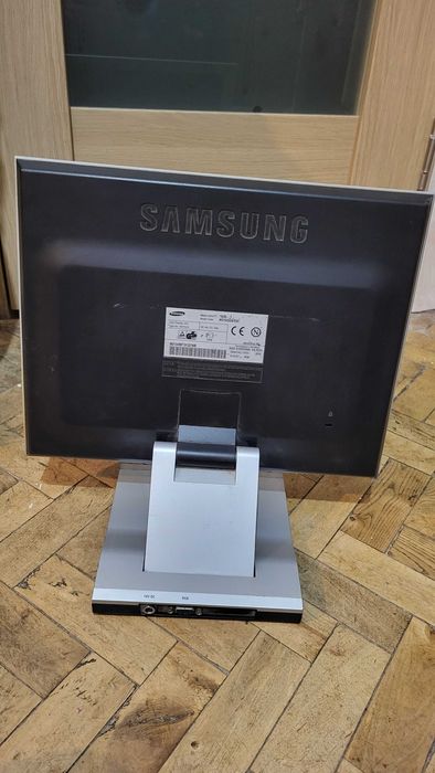 монитор Sumsung 152В б/у, без кабелей