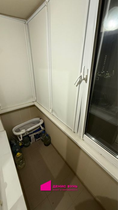 Продам 3к квартиру в смт Слобожанське, лівий берег, Брама,Золоті ключі