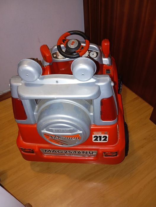 Vendo carinho de brinquedo para criança