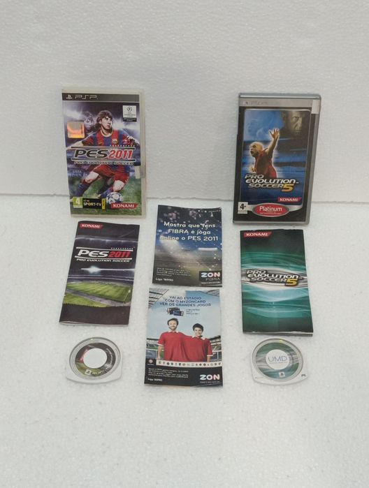 Conjunto de 2 Pro Evolution Soccer ( 5 + 2011 ) Sony PSP CIB