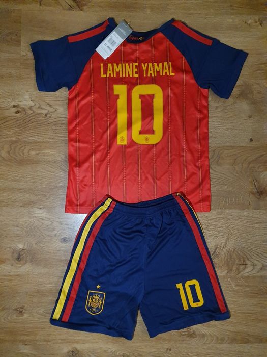Lamine Yamal 10 strój piłkarski 134cm