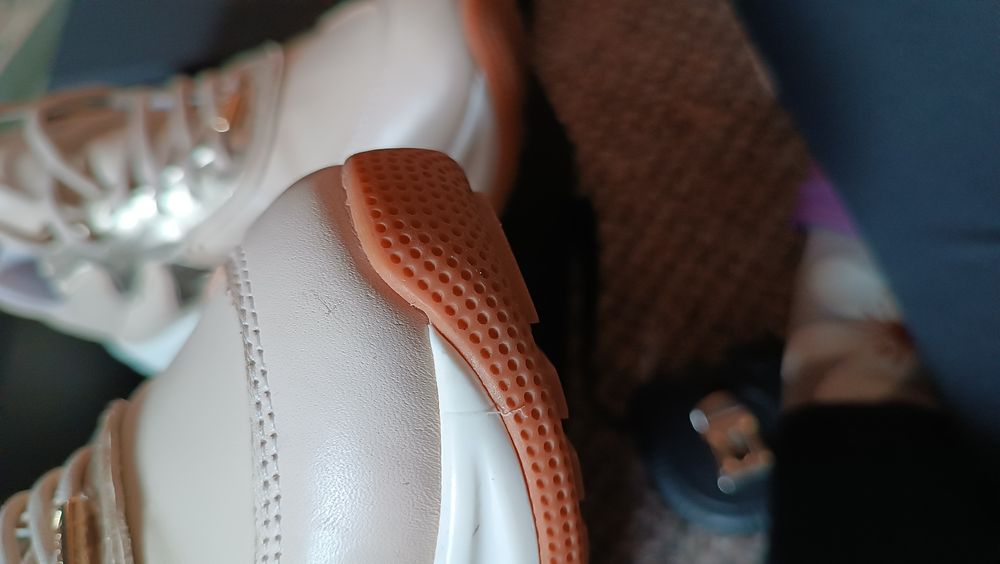 R. 38 Rage Agę Sneakersy beżowe j. Nowe