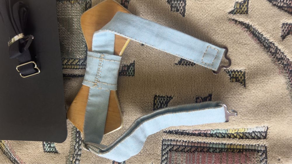 Краватка-метелик деревʼяний .