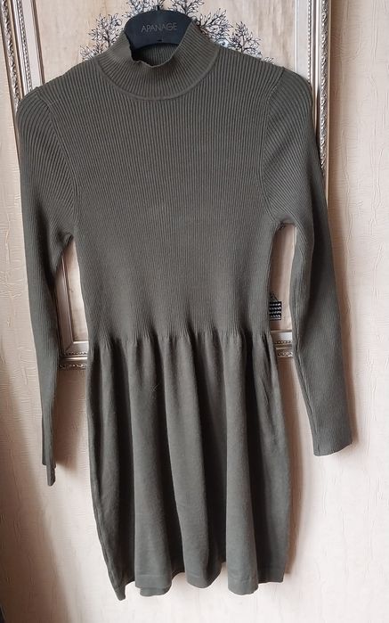 Платье  трикотажное  разные