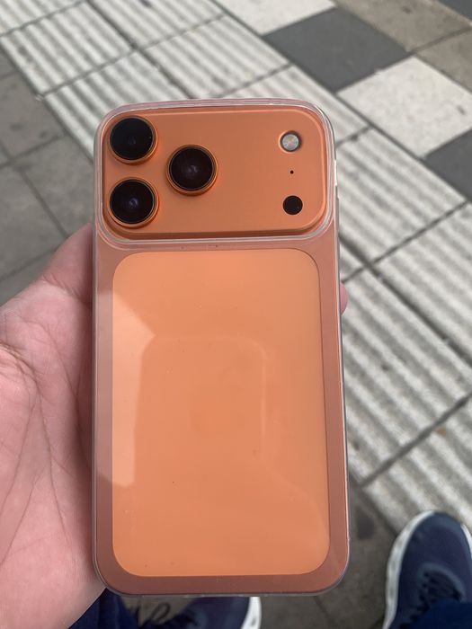Iphone xr com carcaça do iphone 17 128 gb