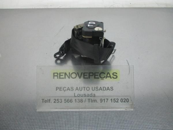 Cinto trás direito VOLKSWAGEN Passat (3B2)