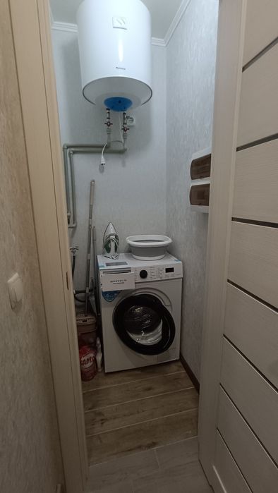 Сучасна квартира. В хорошому місці. Світло є.