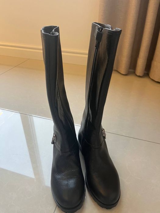 Сипоги італійські,33 розмір,нові