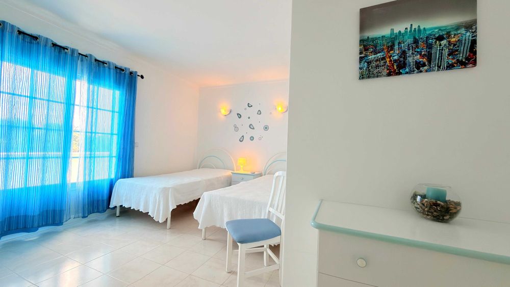 Moradia V4 com piscina privada 450m praia - Férias