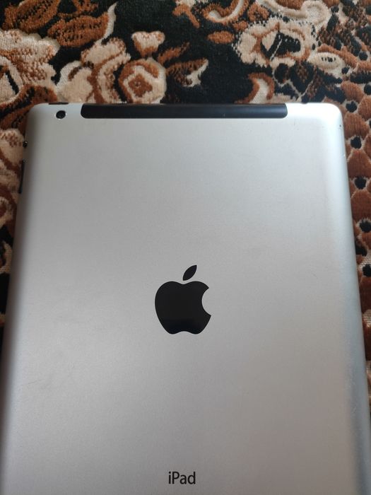 Продаю iPad 5 ??