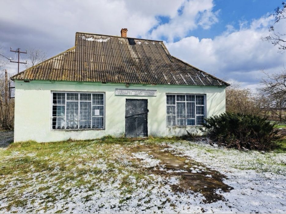 Продаж комерційного приміщення в с. Чудви