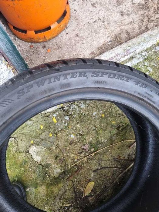 2 Pneus  Dunlop SP Winter Sport 4D com 2 mil km  205   45   17