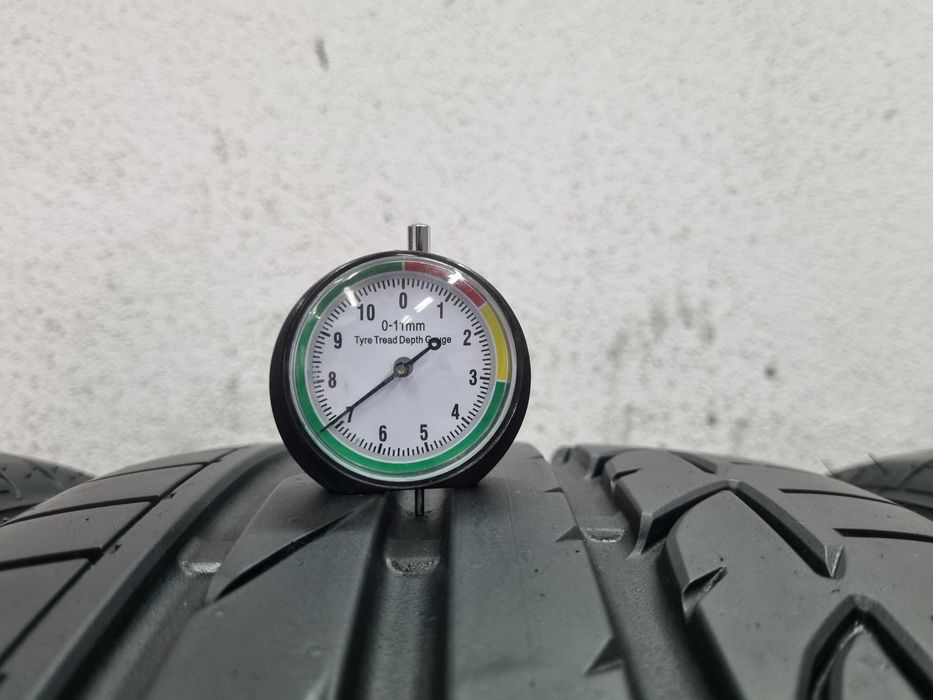 235/40/19 96W Bridgestone Potenza S001