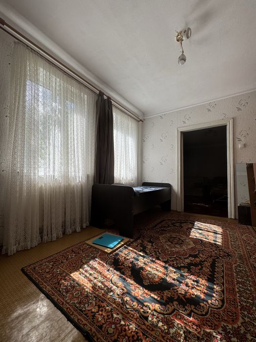 Продаж будинку і зем ділянки/Сонячне