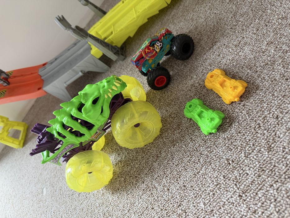 hot wheels power smashers ultrawyścig tor z autami