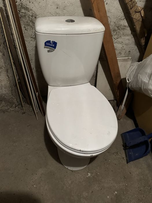 WC wolnostojące kompakt