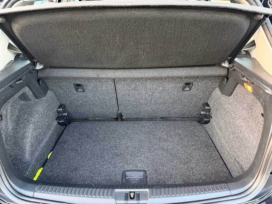 VW Polo 1.0 GPS+Cruise+J15 c/Garantia - 141€ p/mês