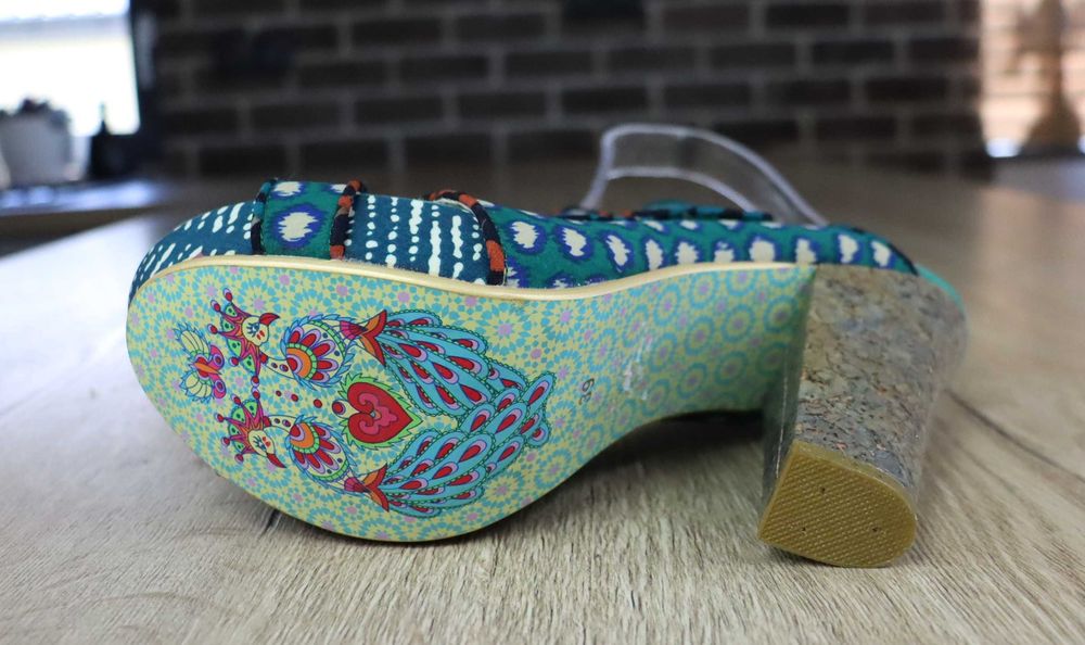 Irregular Choice damskie sandały na słupku 39 ( 25 cm)