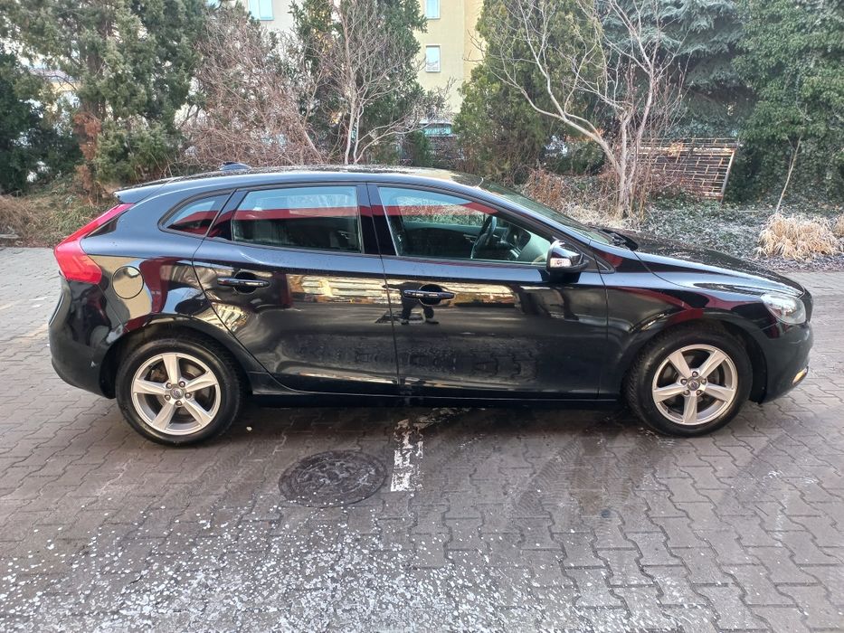 Volvo v40 1.6d 2013r