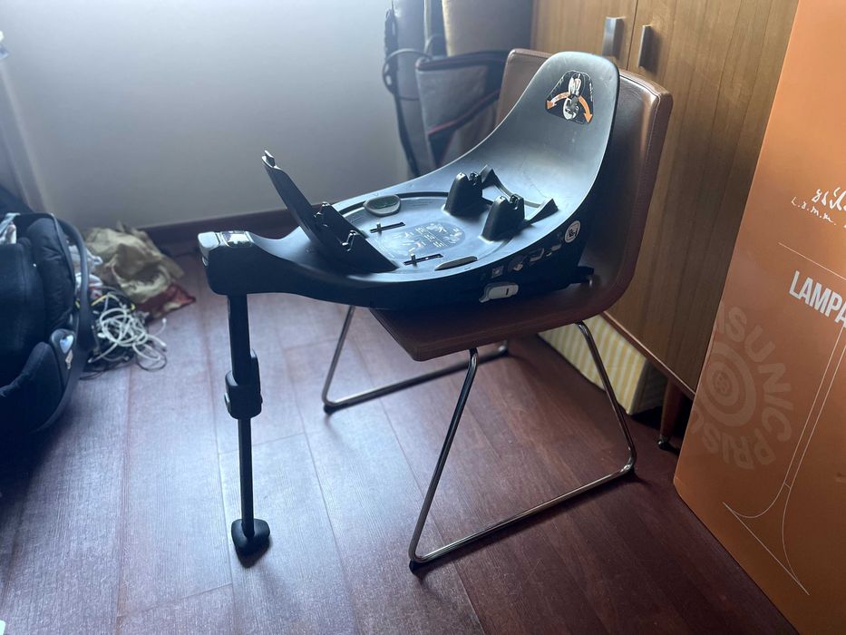 Base Cybex Z ISOFIX (Cloud Z / Sirona Z) – 70€ – Entrega em mão (Lapa)