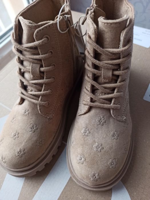 Черевики Zara на весну чоботи 29 (19 см)