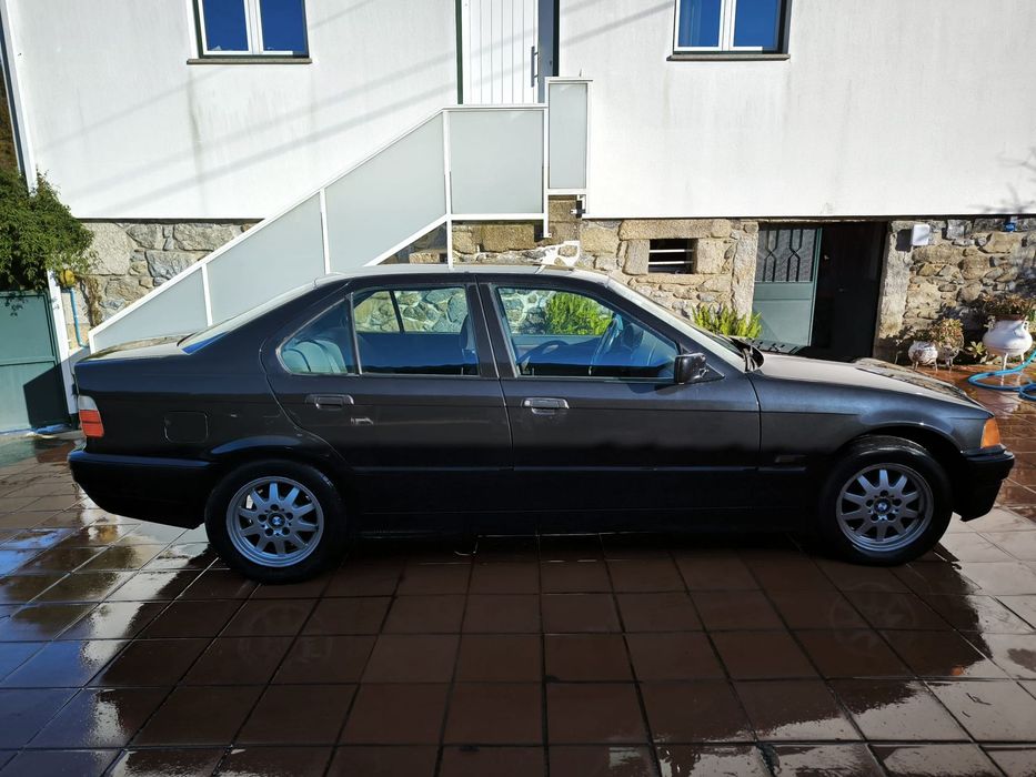 BMW 318 foto 3