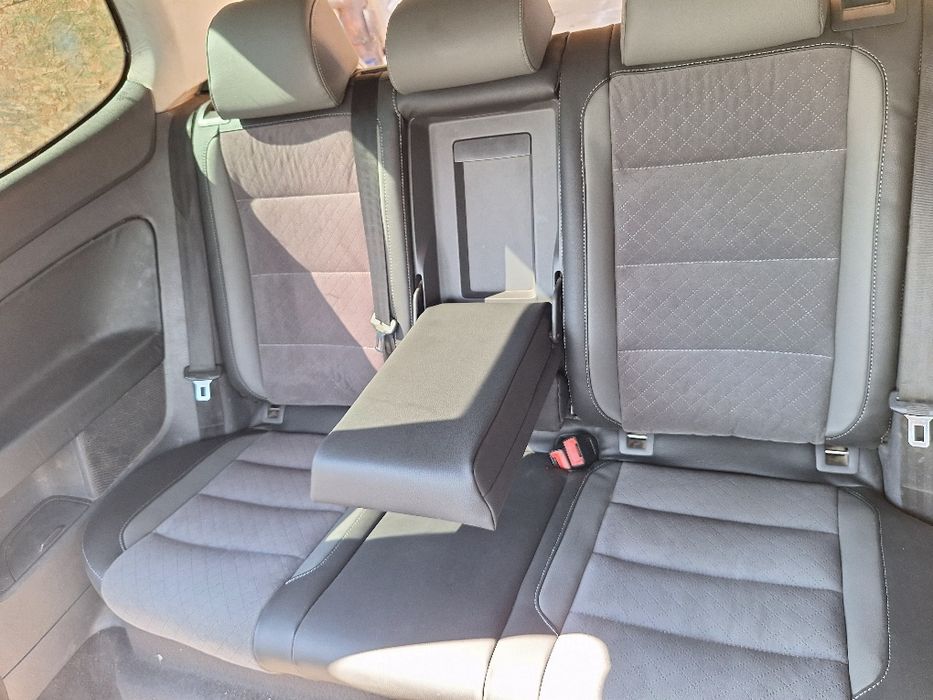 Обшивка перетяжка салона авто