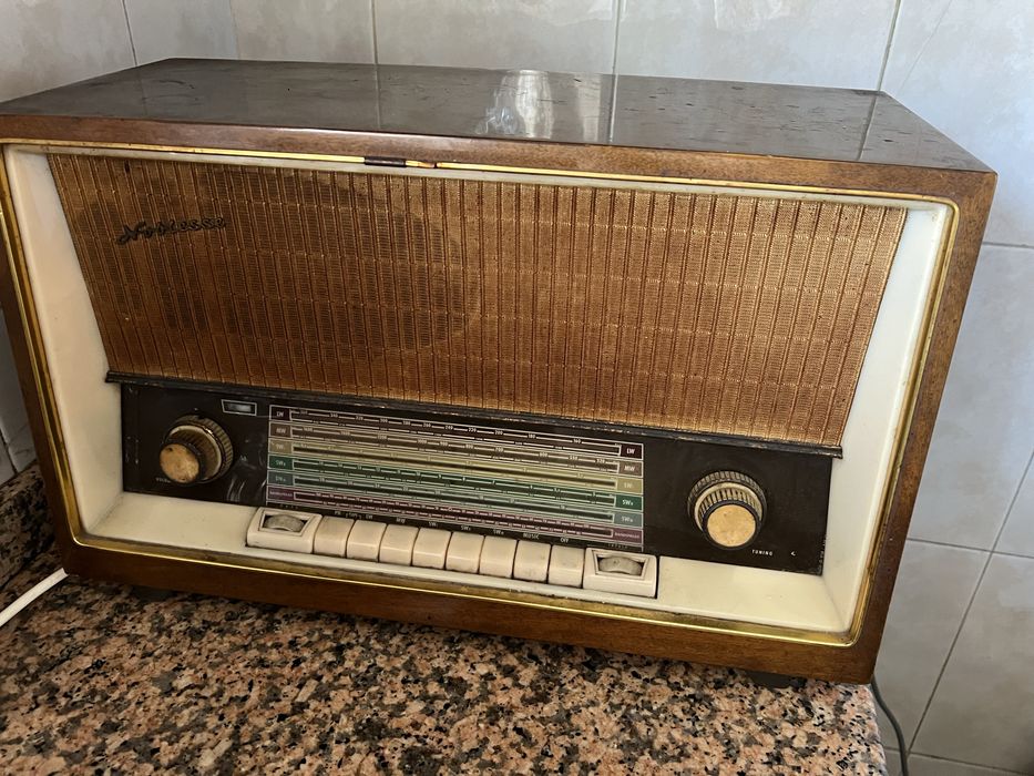 Rádio Antigo Valvulado Körting Noblesse