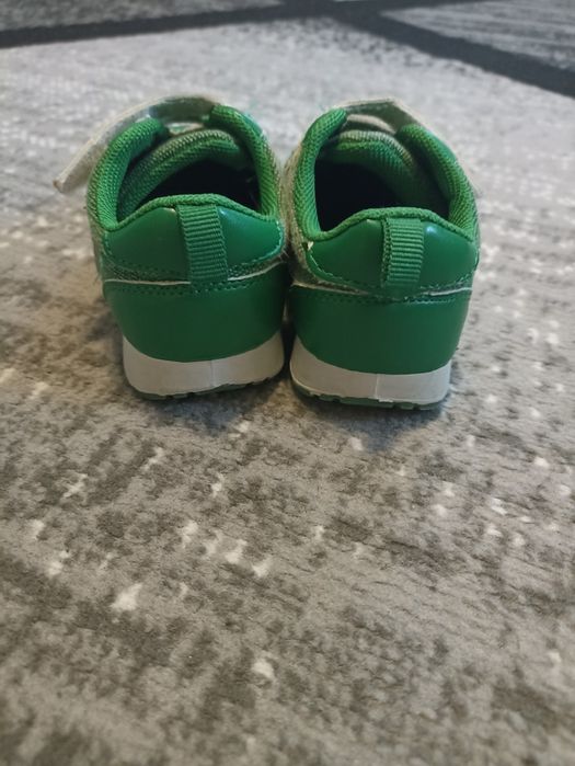 Adidasy chłopięce rozmiar 19