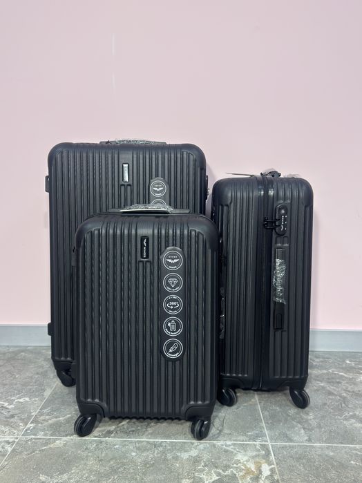 ПОЛЬСЬКА валіза WINGS ABS, валіза на 4 колесах , чемодан на колесах