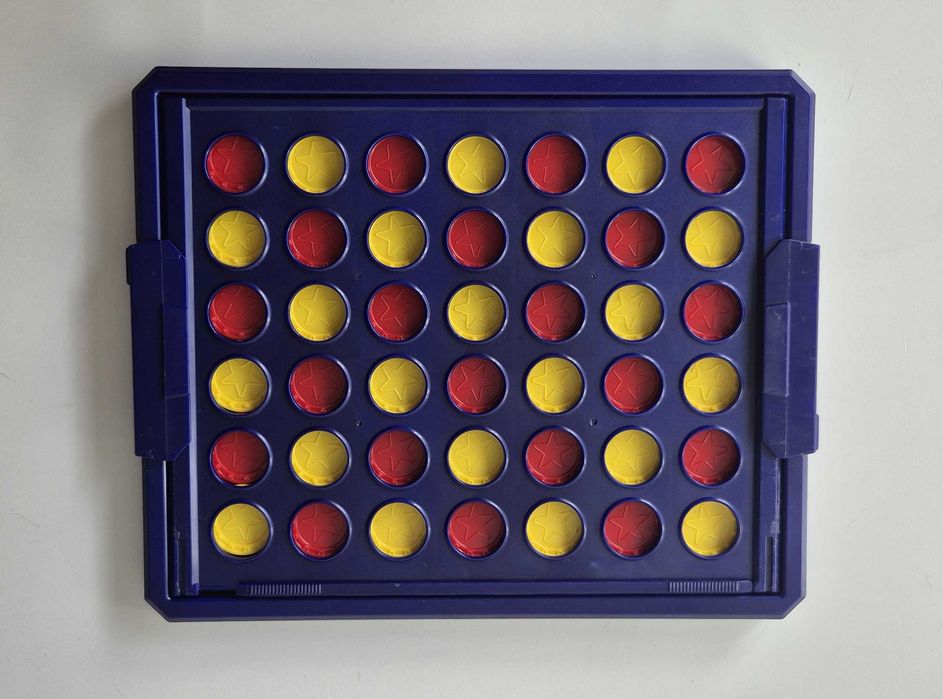 Jogo de tabuleiro Quatro em Linha / Connect 4