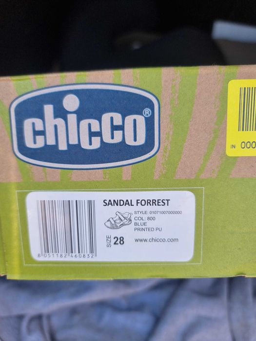 Sandalias de menino Chico novas