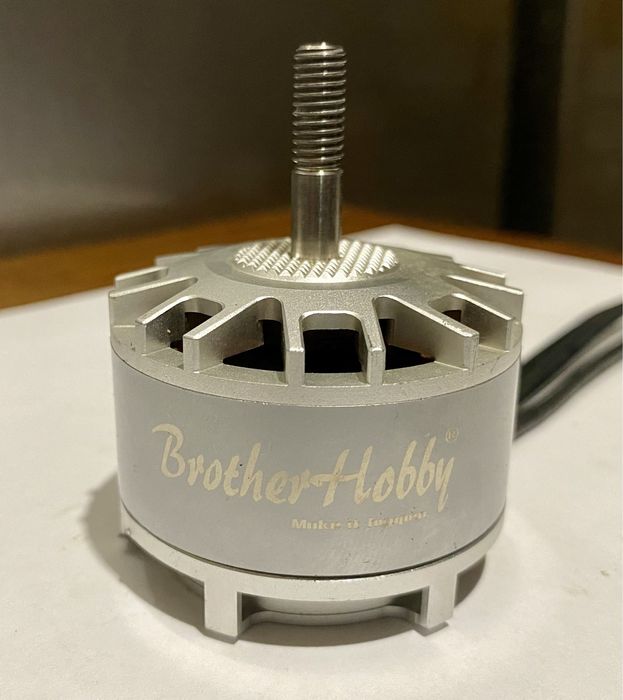 Мотор T7 4215 520KV Brother