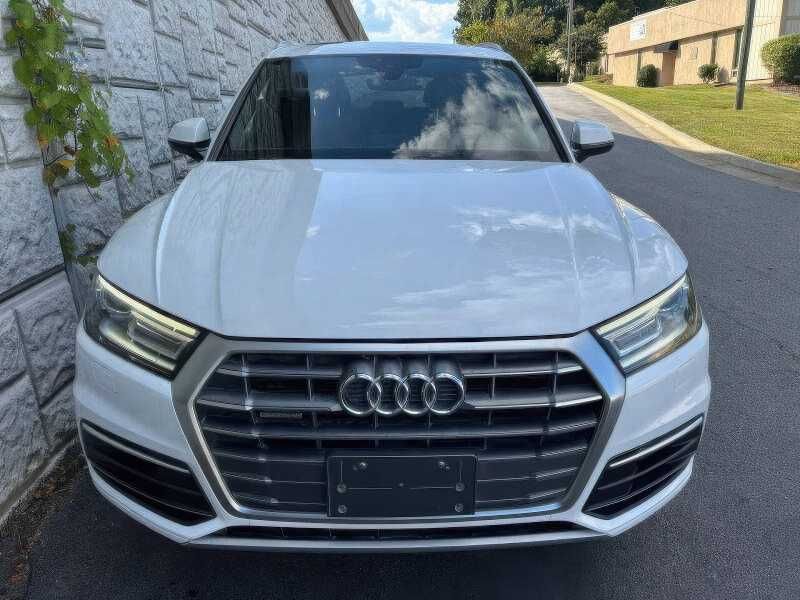 2018   Audi    Q5