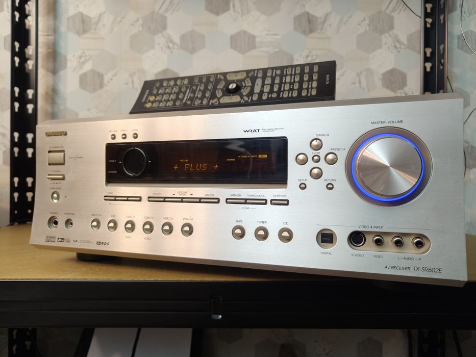 Amplituner Onkyo TX-SR602E 6.1 z pilotem , potężny