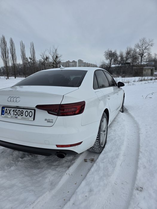 Ауді а4 б9продам.