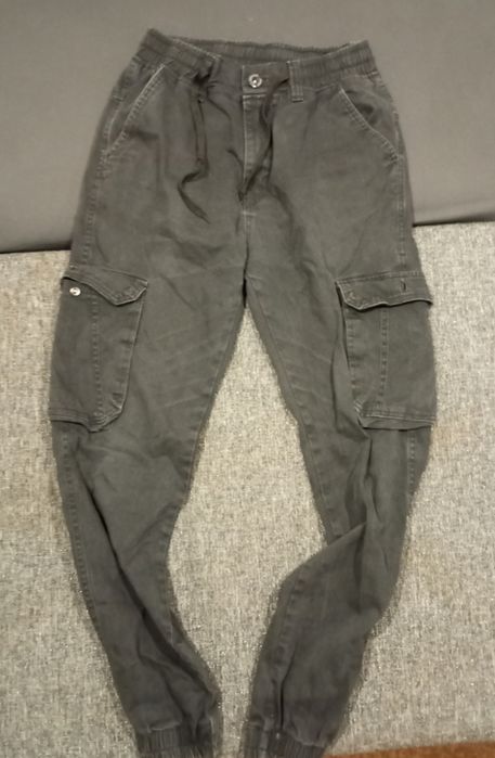 Джинсові штани, чорні.