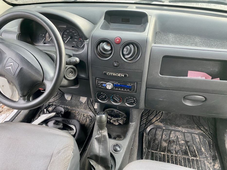 Citroen Berlingo 1.9 простой дизель 2006 год