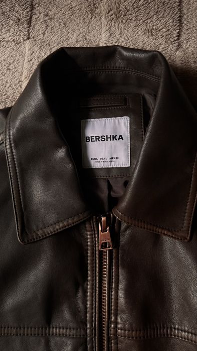 Куртка жіноча Bershka екошкіра
