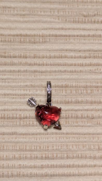 Conta Pandora coração