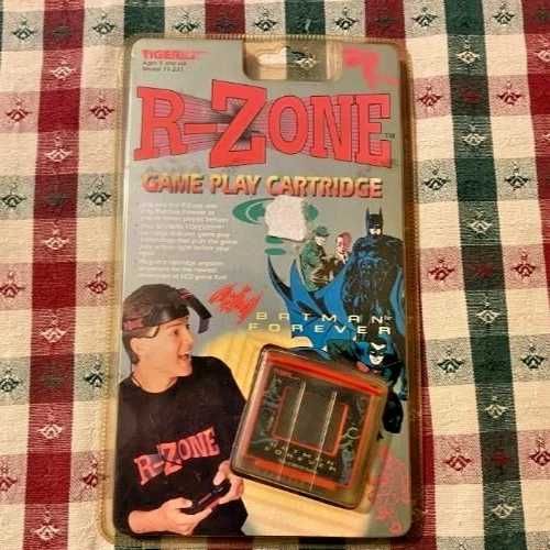 TIGER R-ZONE Game Play Cartridge BATMAN FOREVER Novo selado