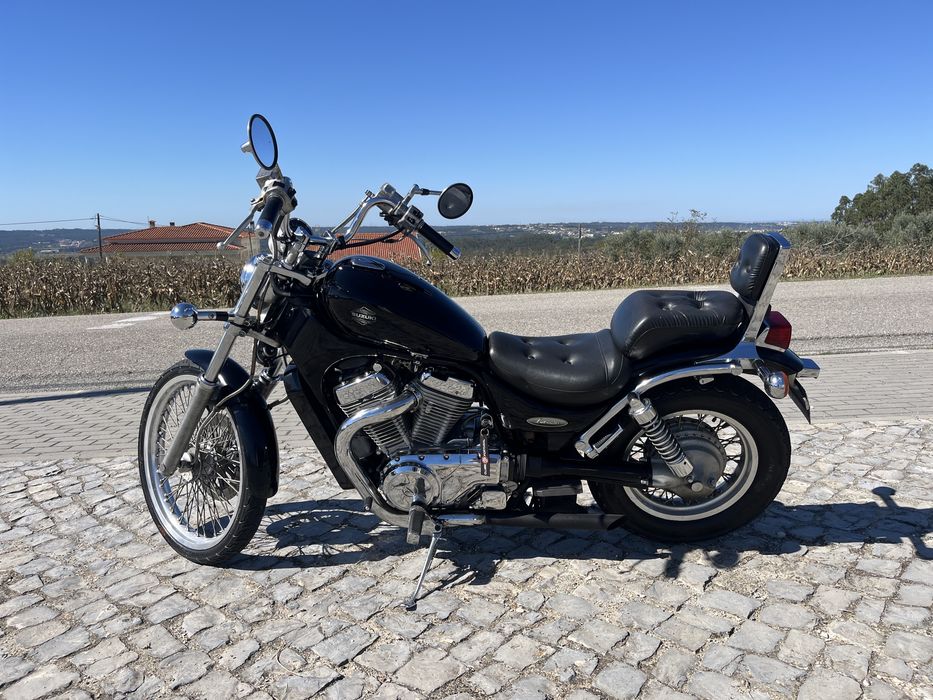 Suzuki Intruder