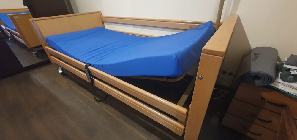 Sprzedam nowe łóżko rehabilitacyjne.