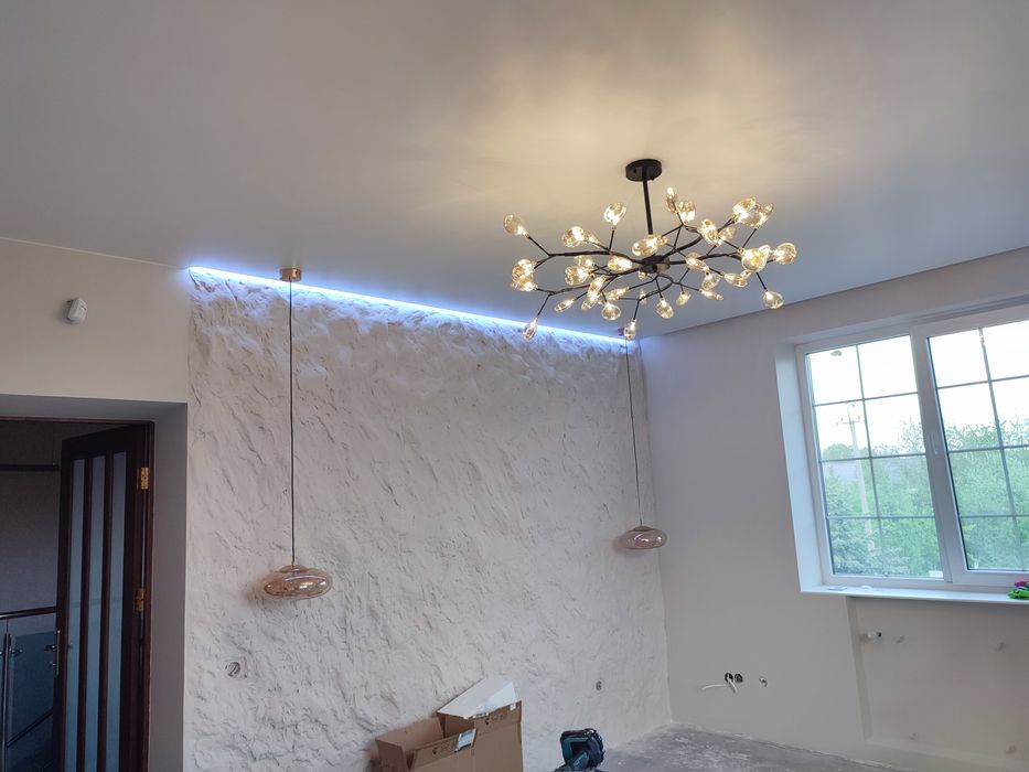 Натяжні стелі Долина