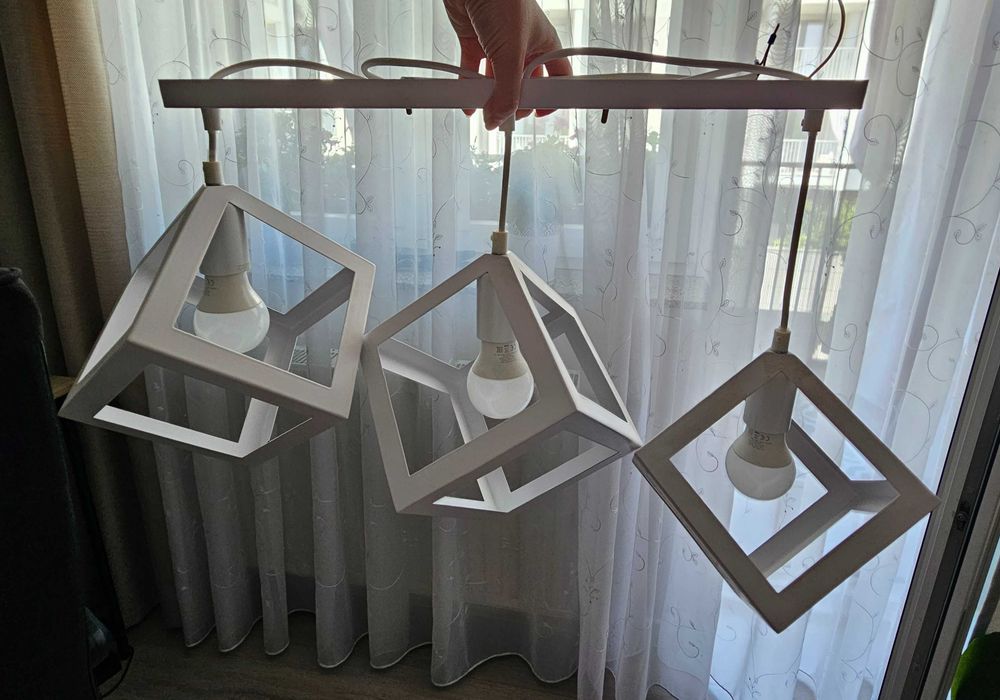 Lampa potrójna biała