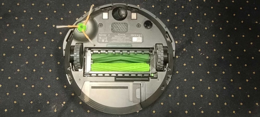 Robot odkurzający Roomba i7
