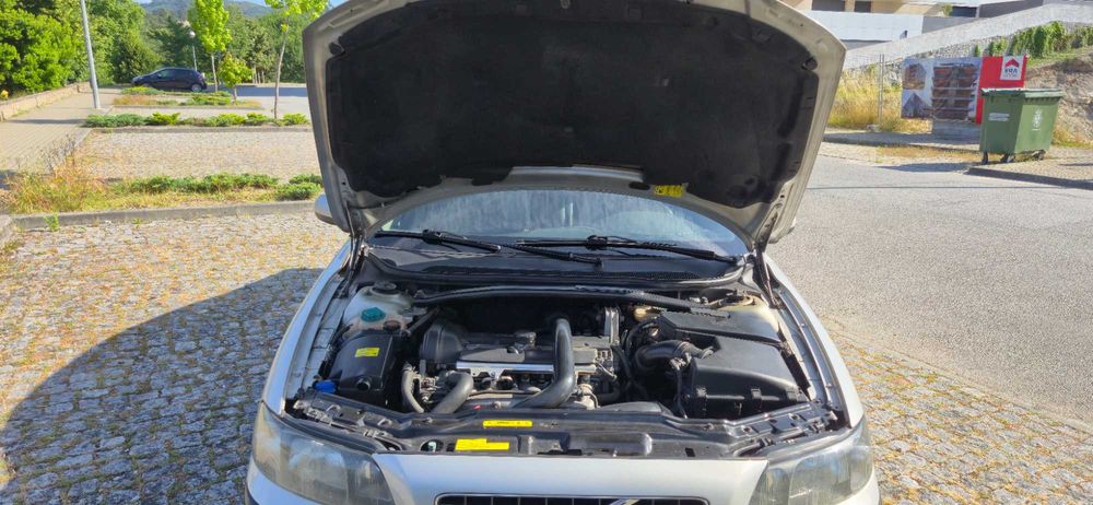 Volvo S60 T5 (2001) | Automático | Excelente estado