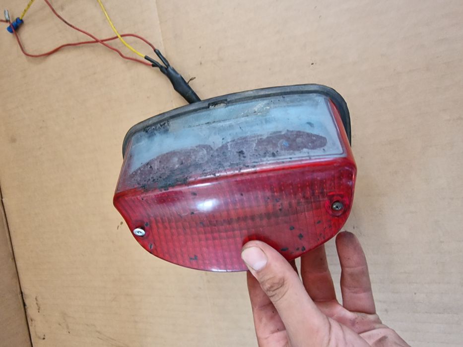 Lampa tył suzuki gs 500